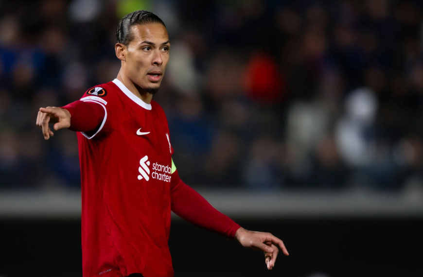 Van Dijk Masuk Al Nassr: Siap Duet Bersama CR7?